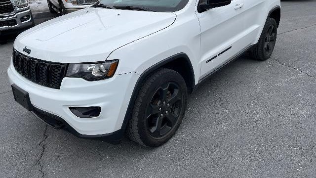 2019 Jeep Grand Cherokee Laredo