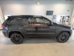 2019 Grand Cherokee Thumbnail 6