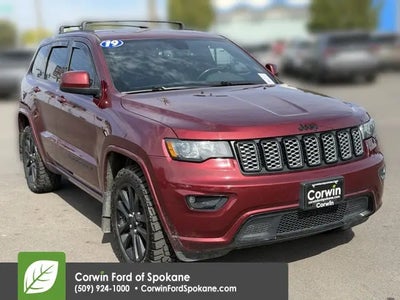Photo of a 2019 Jeep Grand Cherokee 4X4 Laredo 4DR SUV for sale