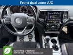 2019 Grand Cherokee Thumbnail 3