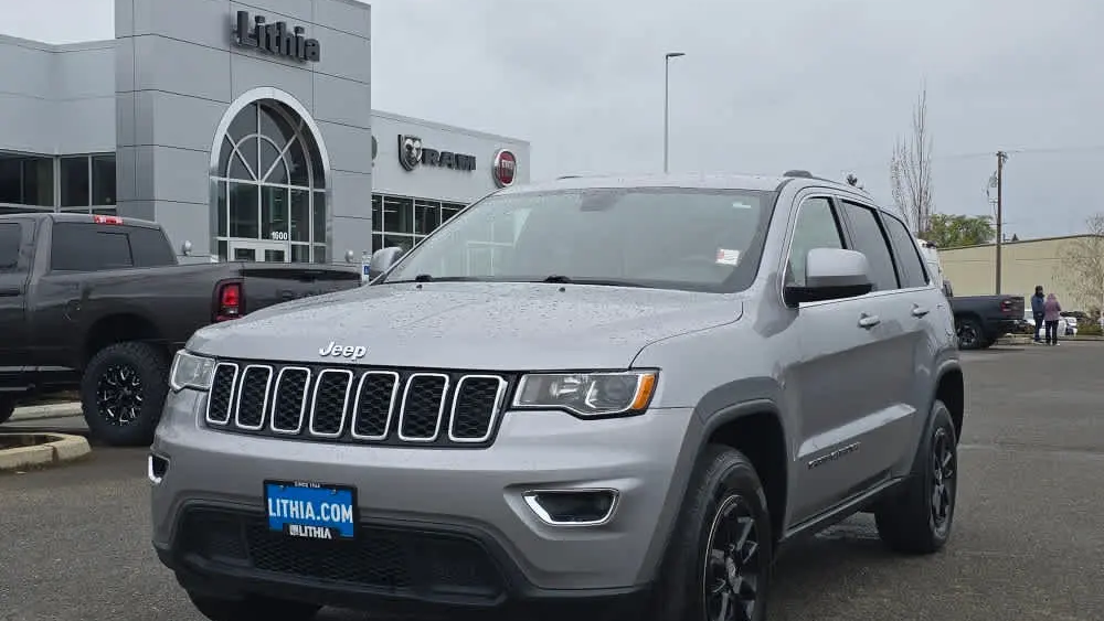 Preowned 2020 Jeep Grand Cherokee Altitude for Sale