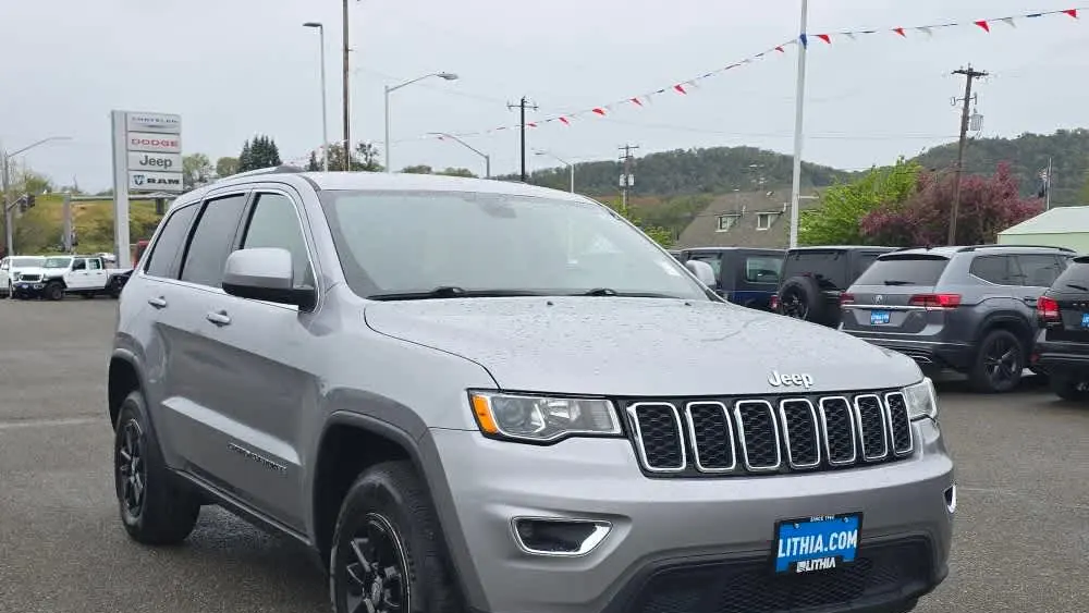 2020 Jeep Grand Cherokee Altitude