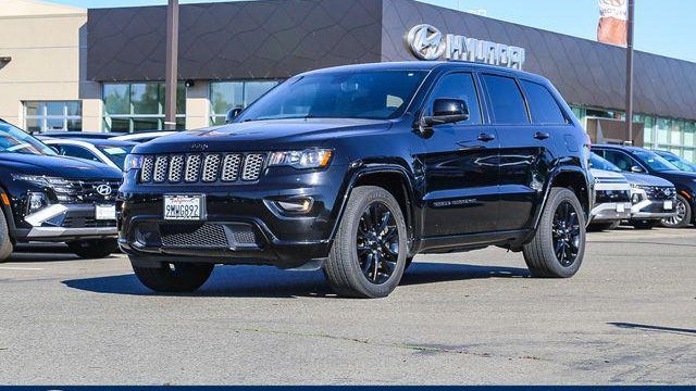 Preowned 2020 Jeep Grand Cherokee Altitude for Sale