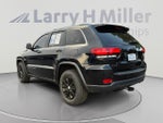 2021 Grand Cherokee Thumbnail 3
