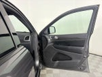 2018 Grand Cherokee Thumbnail 30