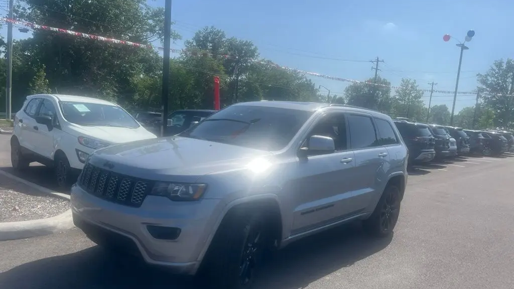 Preowned 2019 Jeep Grand Cherokee Altitude for Sale