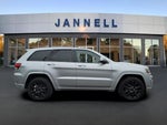 2019 Grand Cherokee Thumbnail 4