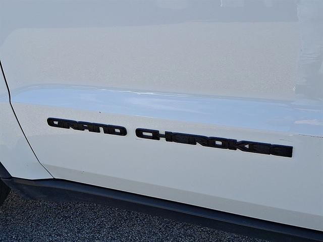 2019 Jeep Cherokee - $15,995
