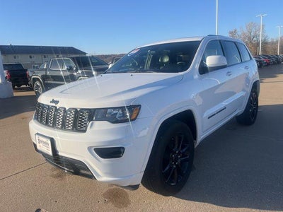 2020 Jeep Grand Cherokee 4X4 Altitude 4DR SUV