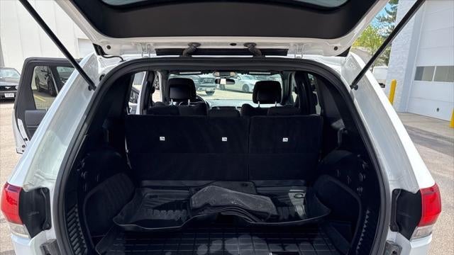 2020 Jeep Grand Cherokee Laredo