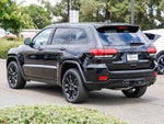 2020 Grand Cherokee Thumbnail 2