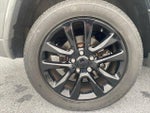 2021 Grand Cherokee Thumbnail 8