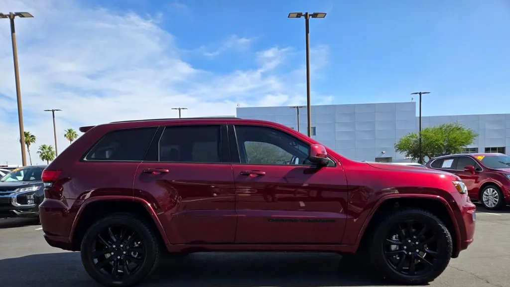 2022 Jeep Grand Cherokee WK Laredo X
