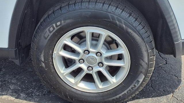 2019 Jeep Grand Cherokee Laredo