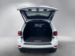 2020 Grand Cherokee Thumbnail 20
