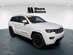2020 Grand Cherokee Thumbnail 1