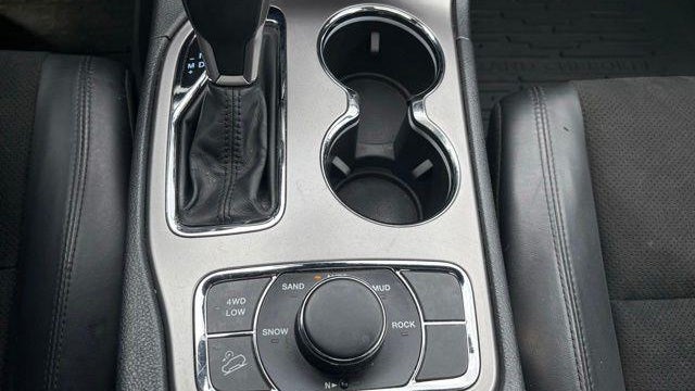 2020 Jeep Grand Cherokee Laredo E