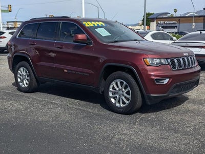 2021 Jeep Grand Cherokee 4X4 Laredo E 4DR SUV