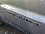 2021 Grand Cherokee Thumbnail 11