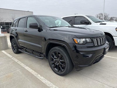 2021 Jeep Grand Cherokee 4X4 Laredo E 4DR SUV