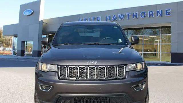 2017 Jeep Grand Cherokee Laredo E