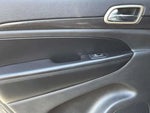 2017 Grand Cherokee Thumbnail 9