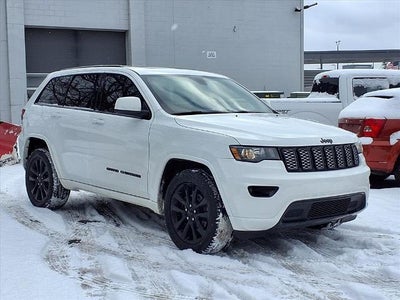 2018 Jeep Grand Cherokee 4X4 Altitude 4DR SUV