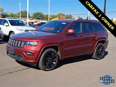 Photo of a 2018 Jeep Grand Cherokee 4X4 Laredo 4DR SUV for sale