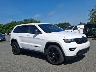 Photo of a 2019 Jeep Grand Cherokee 4X4 Laredo 4DR SUV for sale