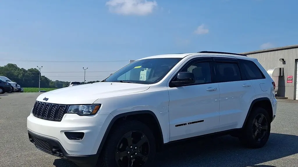 2019 Jeep Grand Cherokee Laredo