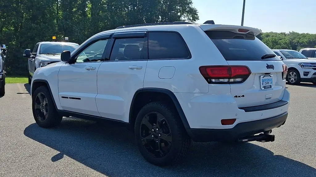 2019 Jeep Grand Cherokee Laredo