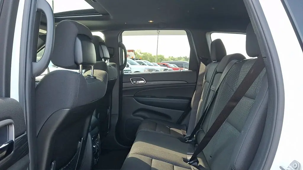 2019 Jeep Grand Cherokee Laredo