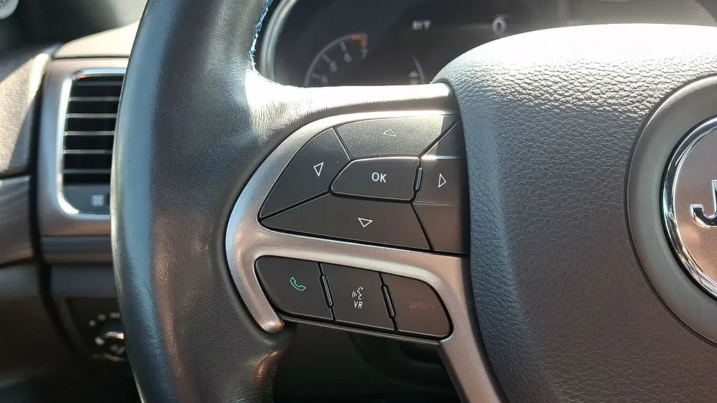 2019 Jeep Grand Cherokee Laredo
