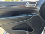 2019 Grand Cherokee Thumbnail 34