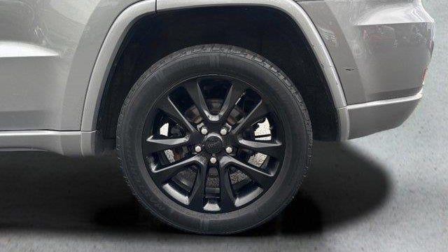 2019 Jeep Grand Cherokee Laredo