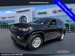 2019 Grand Cherokee Thumbnail 3