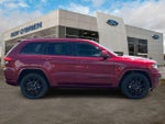 2020 Grand Cherokee Thumbnail 6