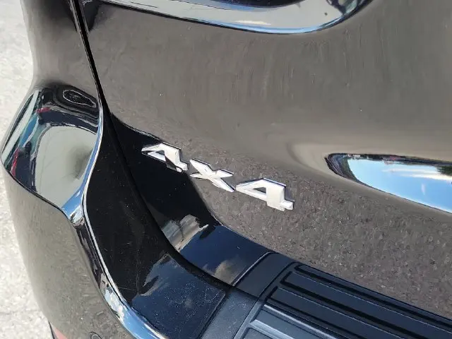 2020 Jeep Cherokee - $18,990