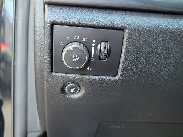 2020 Jeep Cherokee - $18,990