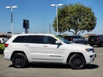 2021 Grand Cherokee Thumbnail 3