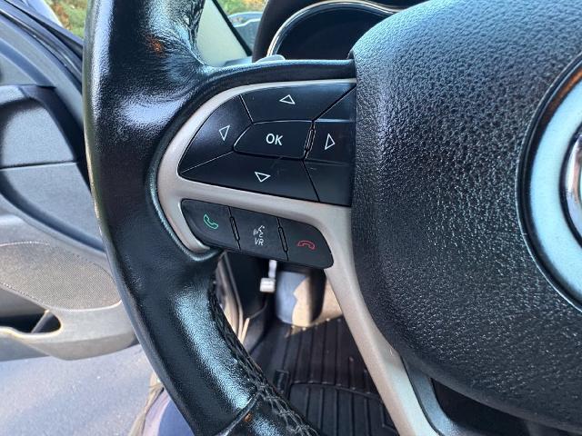 2016 Jeep Cherokee - $10,999