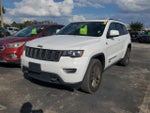2017 Grand Cherokee Thumbnail 3