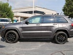 2017 Grand Cherokee Thumbnail 21