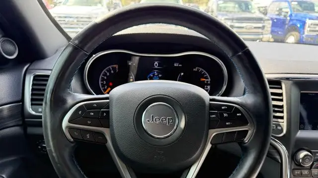 2019 Jeep Grand Cherokee Laredo