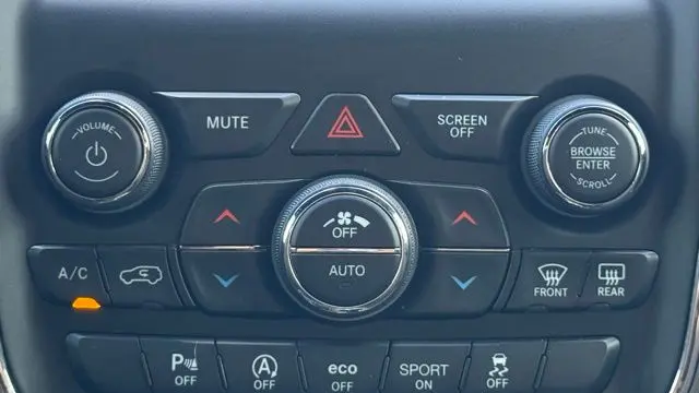 2019 Jeep Grand Cherokee Laredo