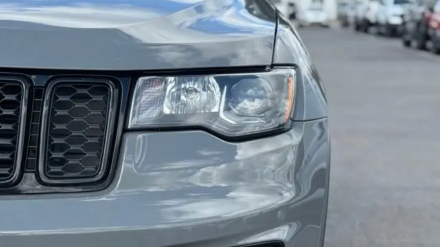 2019 Jeep Grand Cherokee Laredo