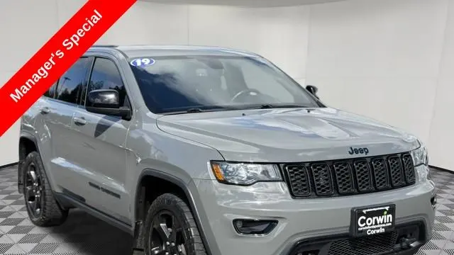 Preowned 2019 Jeep Grand Cherokee Laredo for Sale