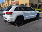 2019 Grand Cherokee Thumbnail 4
