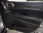 2016 Grand Cherokee Thumbnail 16