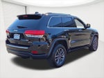 2019 Grand Cherokee Thumbnail 4